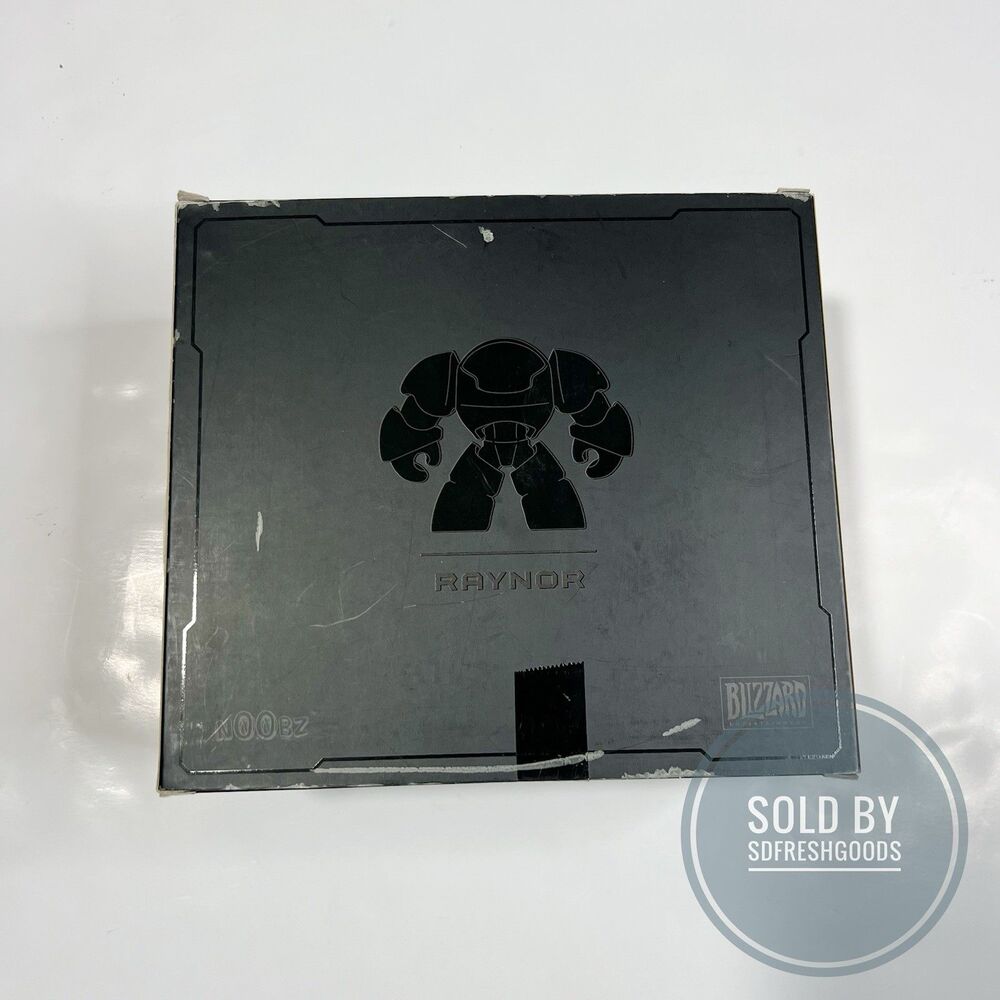 Blizzcon ‘09 StarCraft Raynor Noobz Vinyl Figure